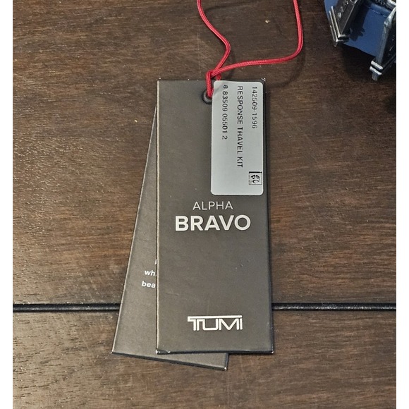 Tumi Alpha Bravo Response Travel Kit Toiletry Bag Navy Blue Coated Canvas NWT - Picture 6 of 8